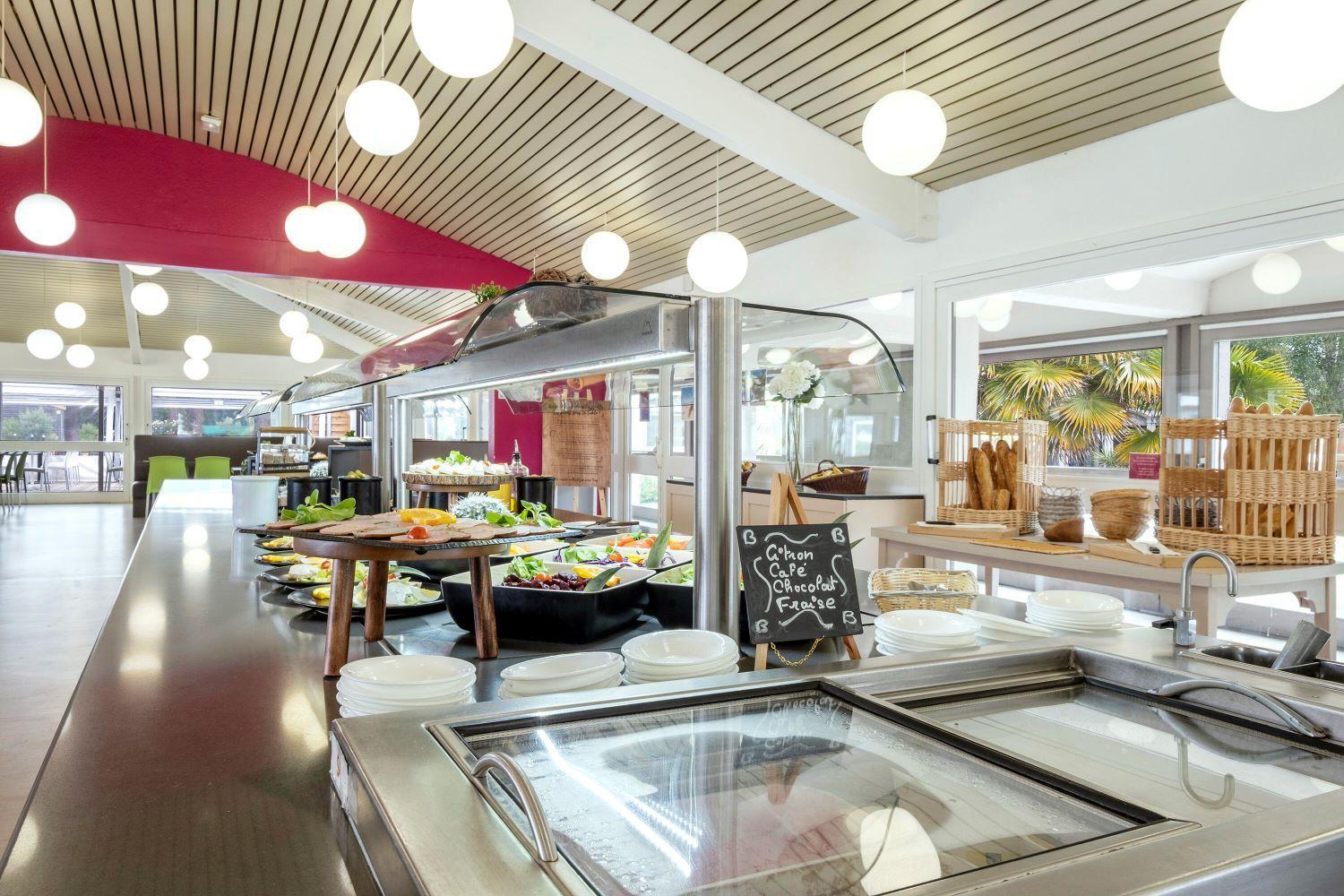 Belambra Clubs La Palmyre - Les Mathes Hotel ภายนอก รูปภาพ
